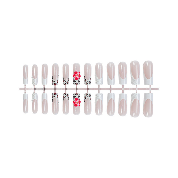 Künstlerisches Press-On-Nagelset mit floralen und abstrakten Designs Karnz
