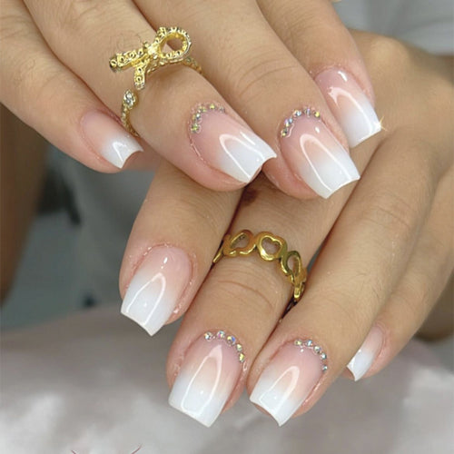 Elegante Französische Spitzen Acryl-Nagelverlängerungen Karnz