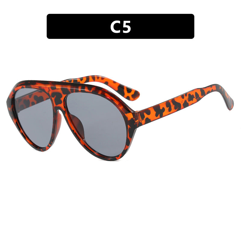 Damen oversized Sonnenbrille mit stilvollem Design und schützendem UV-Filter Karnz