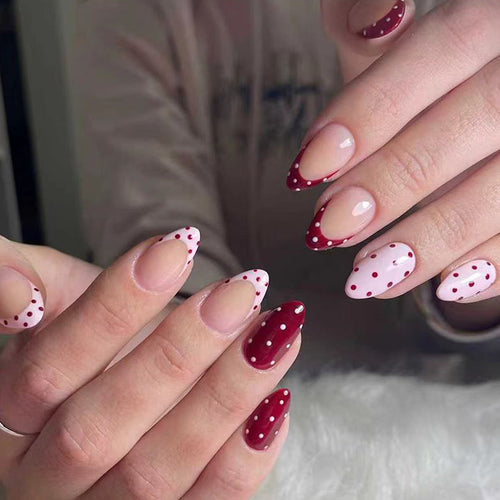Kunstnagelset Karnz