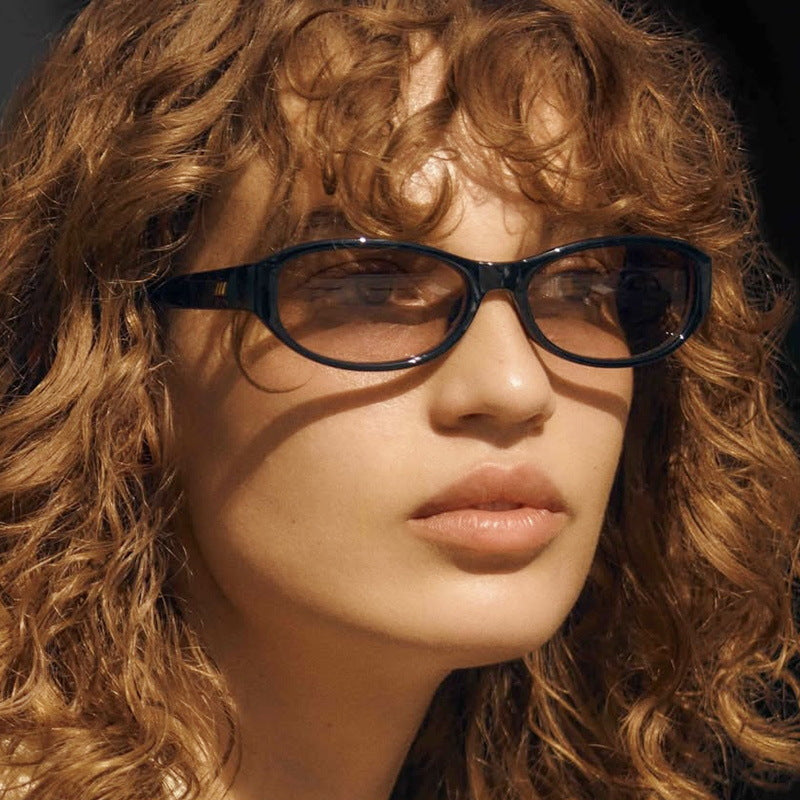 Damen modische Brille im eleganten Retro-Stil Karnz
