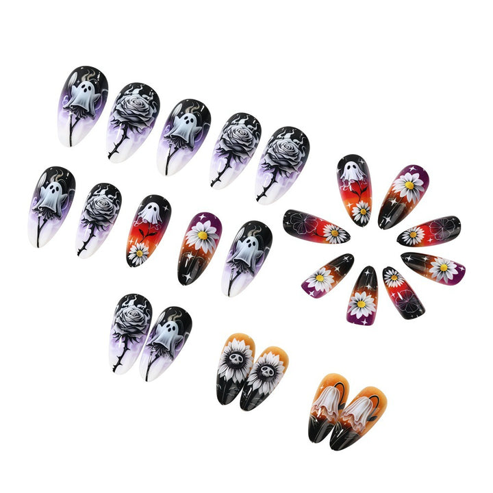 Kreative Kunstnägel im schaurigen Halloween-Design Karnz