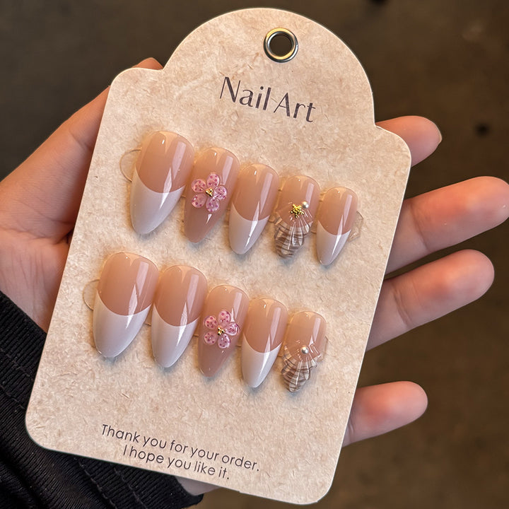 Elegantes florales Akzent Press-On-Nagelset Karnz