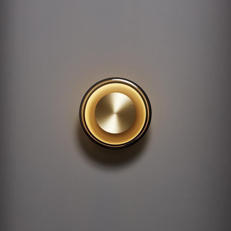 Moderne Künstlerische Stehlampe mit Minimalistischem Design