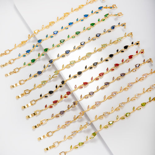 Elegante florale Design-Aussage-Armband Karnz