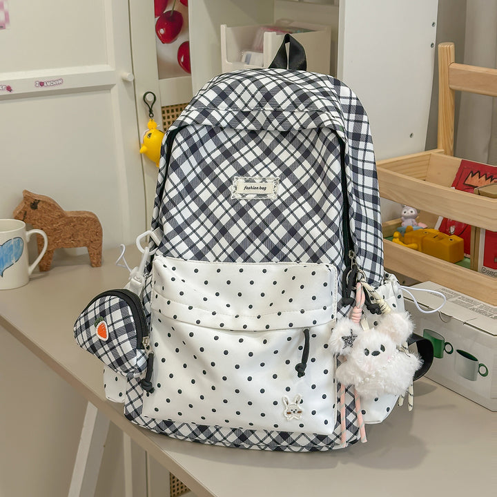 Stylische Karomuster-Rucksack mit lustigen dekorativen Akzenten Karnz