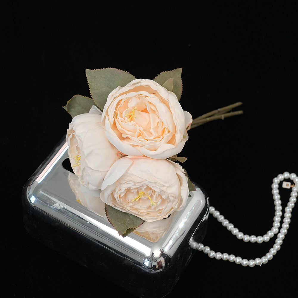 Elegante Blumenarrangement