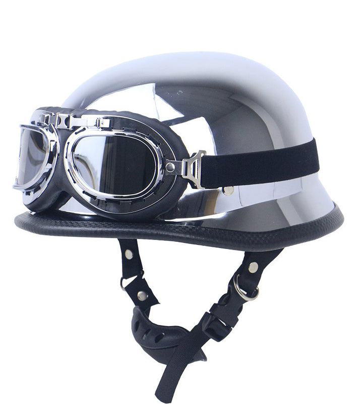 Schutzhelm mit integriertem Visier Karnz