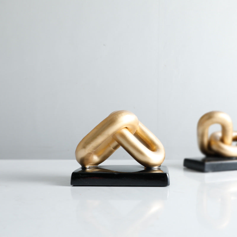 Abstrakte dekorative Kettenskulptur