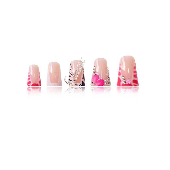 Künstlerische Premium-Nagelerweiterungen Karnz