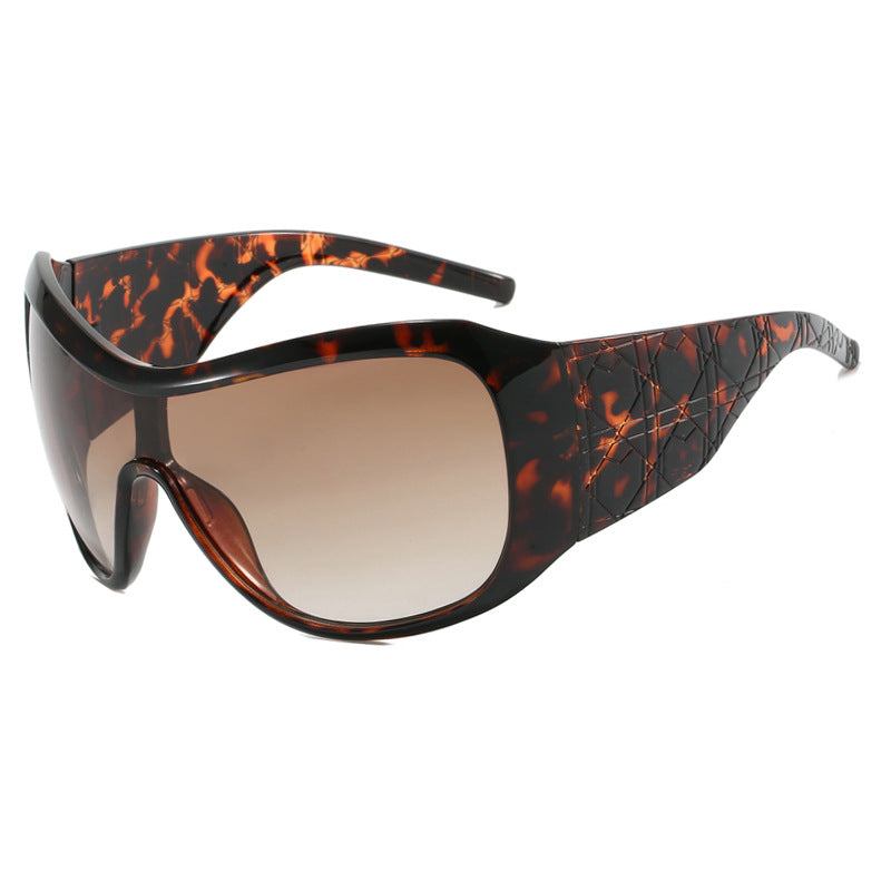 Damen Sportsonnenbrille mit breitgeschütztem Rahmen und polarisierenden Gläsern Karnz