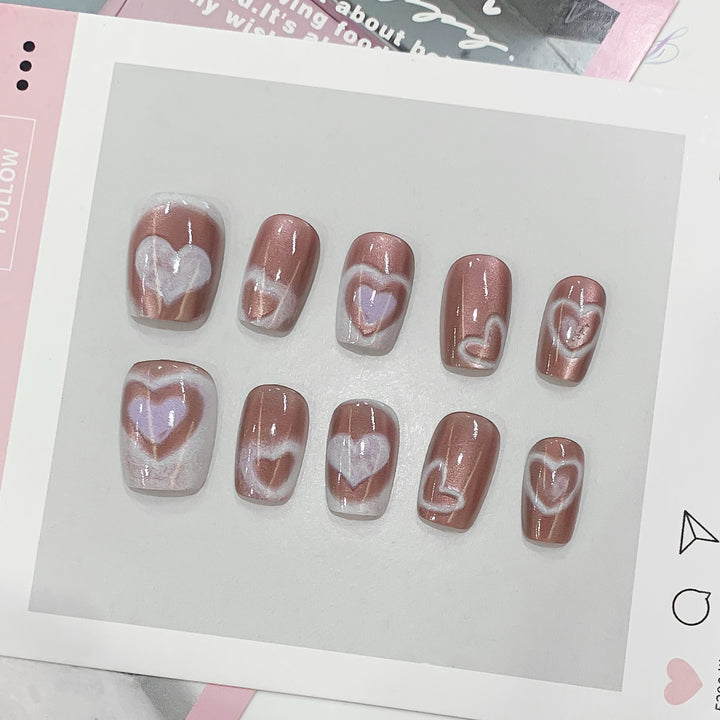 Künstliche Nagelspitzen im Herz-Design Karnz