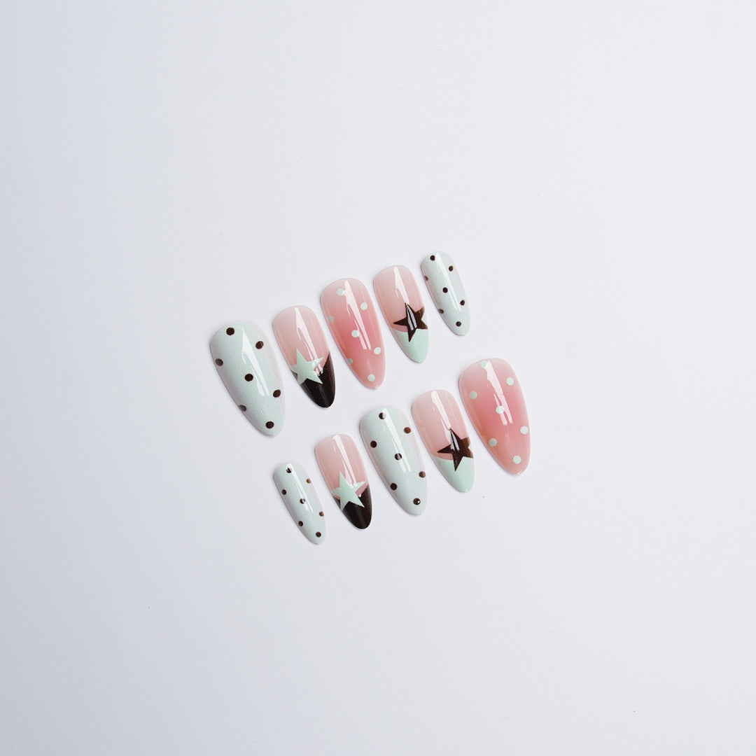 Künstliche Nagelkollektion Karnz