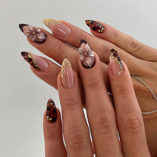 Künstlerisches Press-On-Nagelset mit eleganten Blumen- und abstrakten Designs Karnz