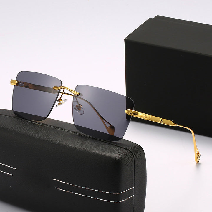 Damen modische quadratische Sonnenbrille mit luxuriösen Metall-Akzenten Karnz