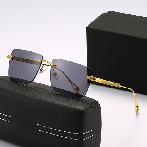 Damen modische quadratische Sonnenbrille mit luxuriösen Metall-Akzenten Karnz