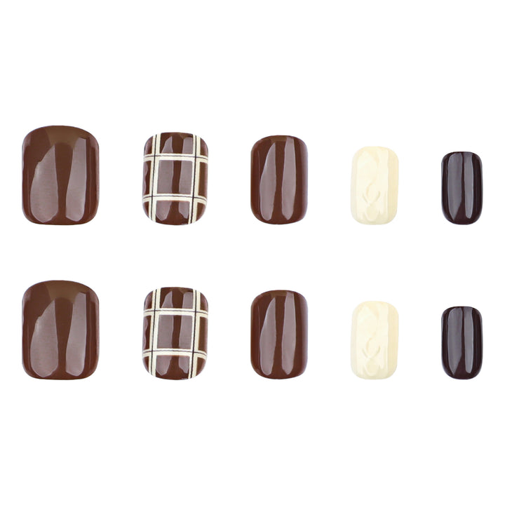 Kunstvolle Nailart Karnz