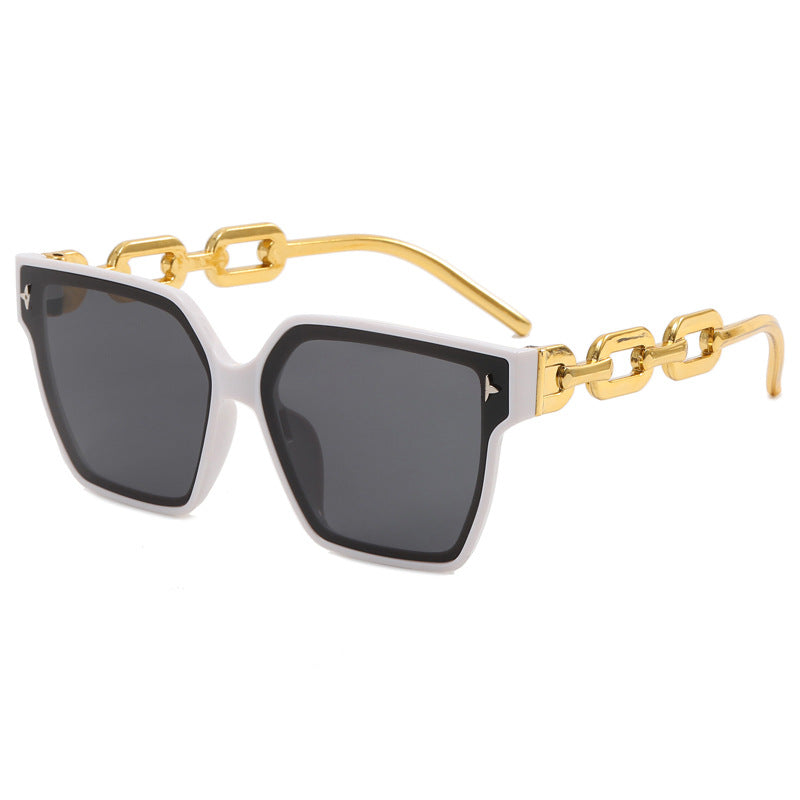 Damen modische quadratische Sonnenbrille mit luxuriösen Akzenten Karnz