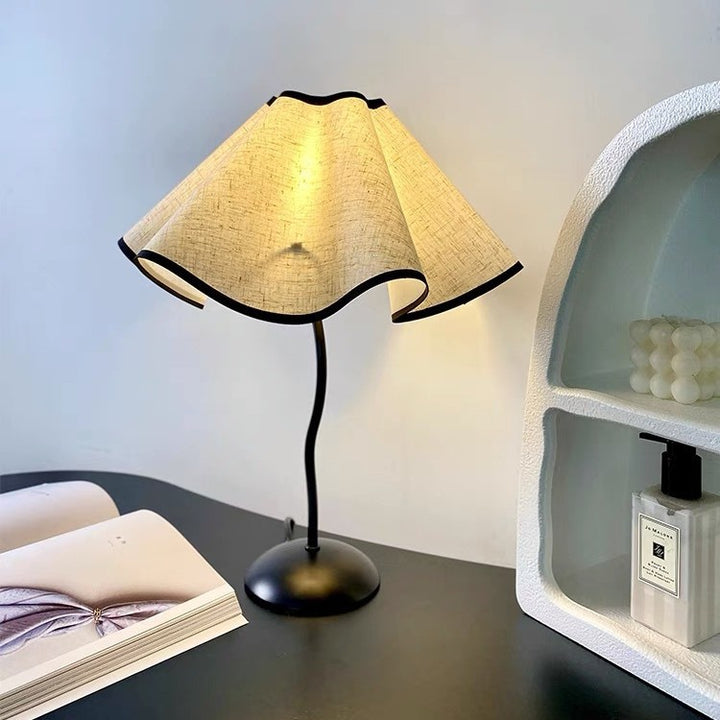 Elegante Schreibtischlampe