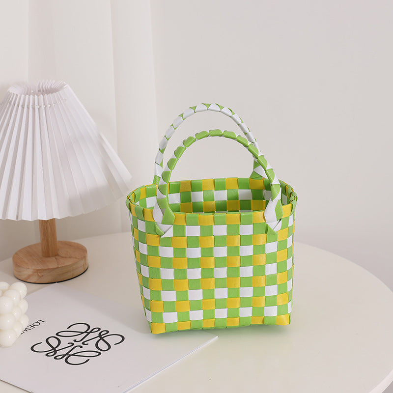 Damen Handtasche aus geflochtenem Kunststoff mit fröhlichem Muster Karnz