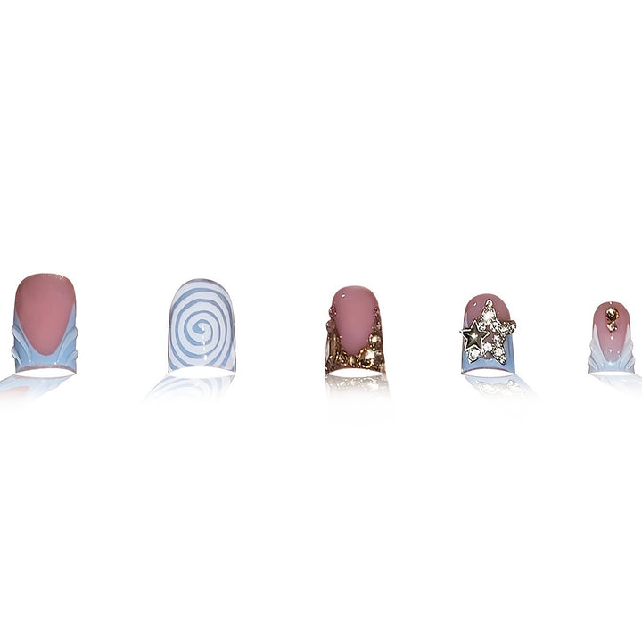 Dekoratives Press-On Nagelkunst Set Karnz