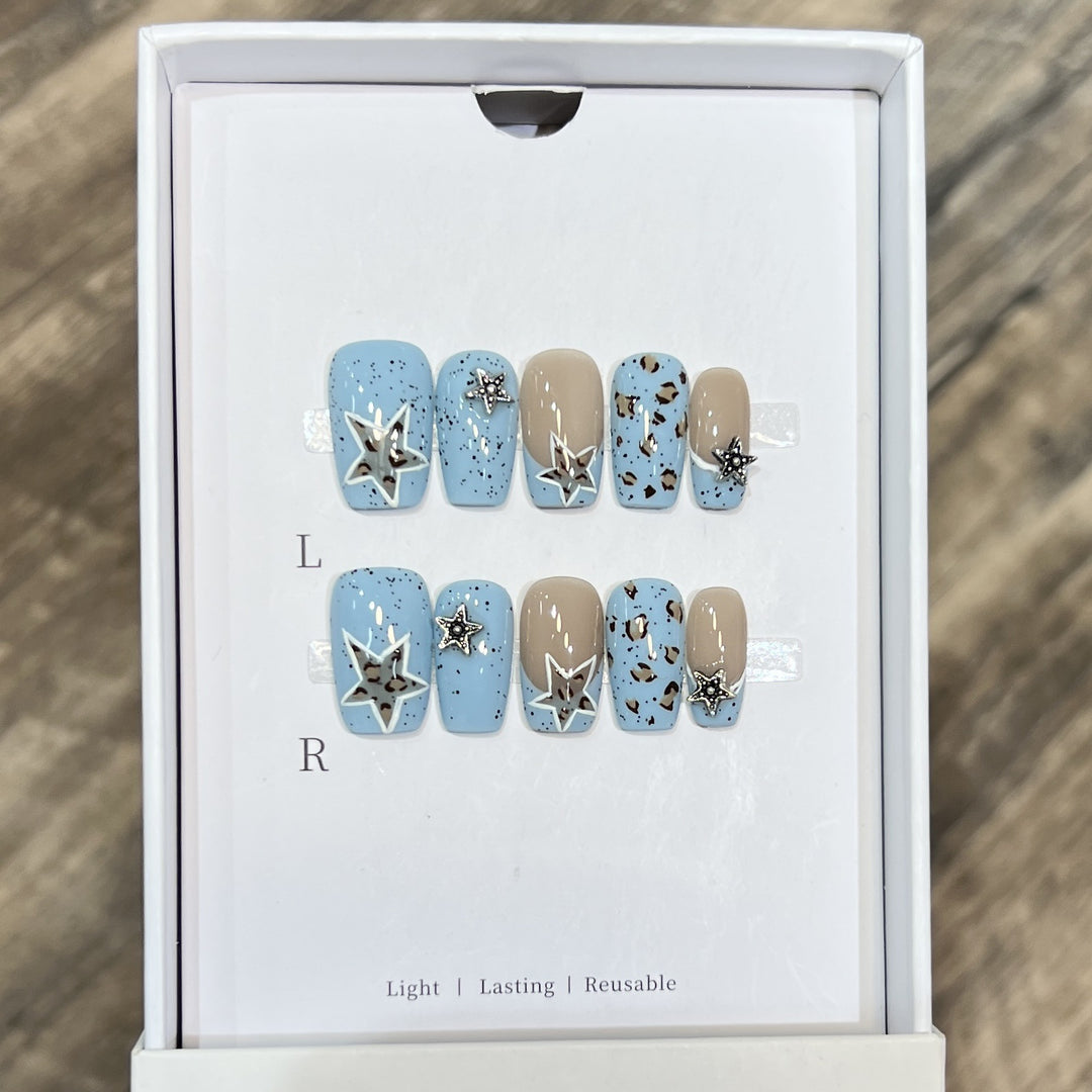 Dekorativer Floral Stiletto Press-On Nail Set Karnz