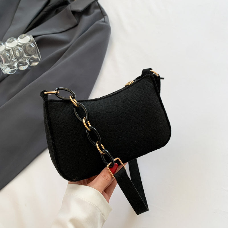 Texturierte Handtasche
