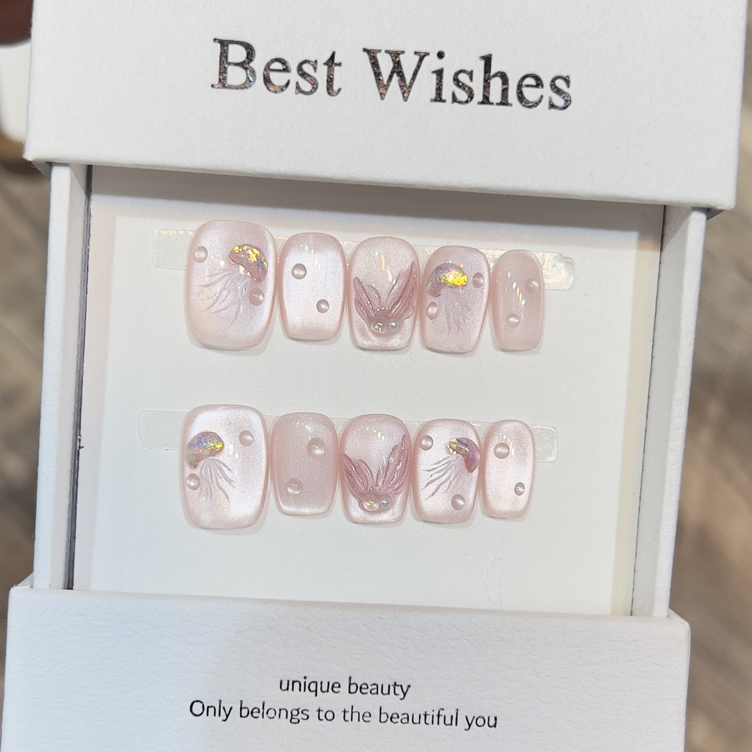 Elegantes Press-On-Nagelkunst-Set mit 3D-Flourish-Design Karnz