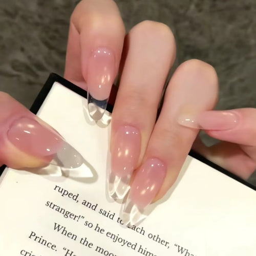 Elegante Französische Spitzen-Nagelverlängerungen