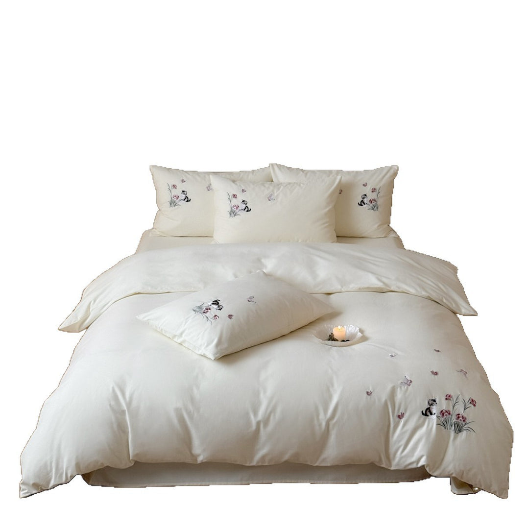 Bestickte Baumwollsatin-Bettwäsche mit Katzen- und Blumenmotiv
