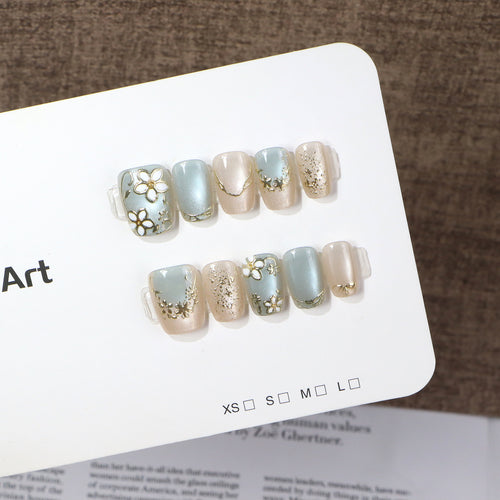 Elegantes Floral Press-On Nail Art Set Karnz