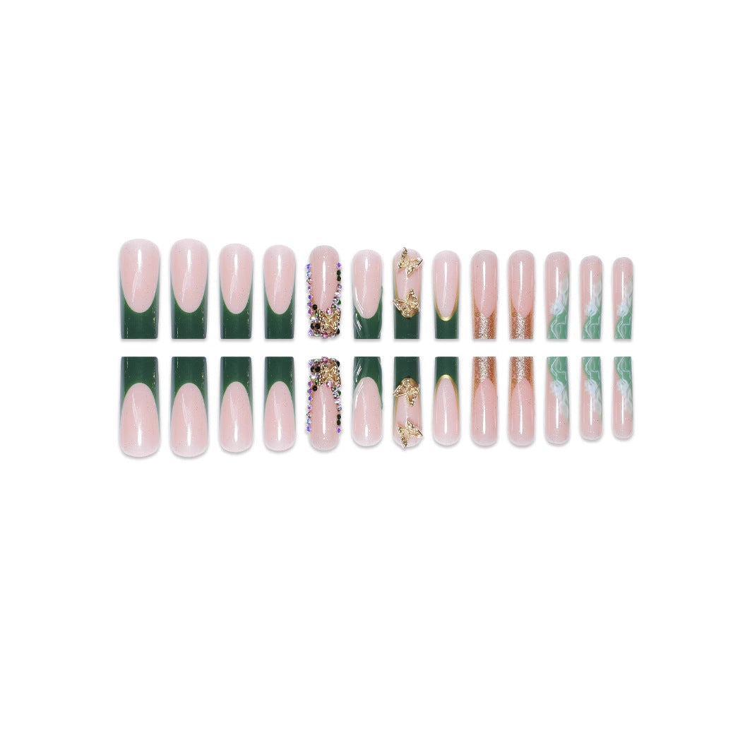 Glamouröse Skulptierte Florale Nagelverlängerungen Karnz