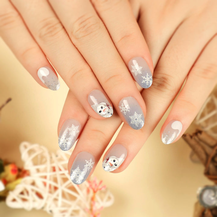 Kunstvolle Winter-Nagelverlängerungen mit Schneemann-Design Karnz