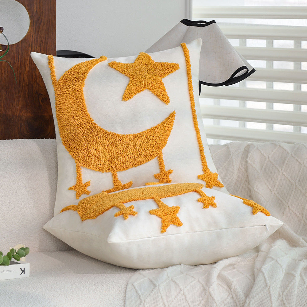 Quadratischer Kissenbezug mit reliefiertem Mond‑und‑Stern‑Tufting aus Chenille Karnz