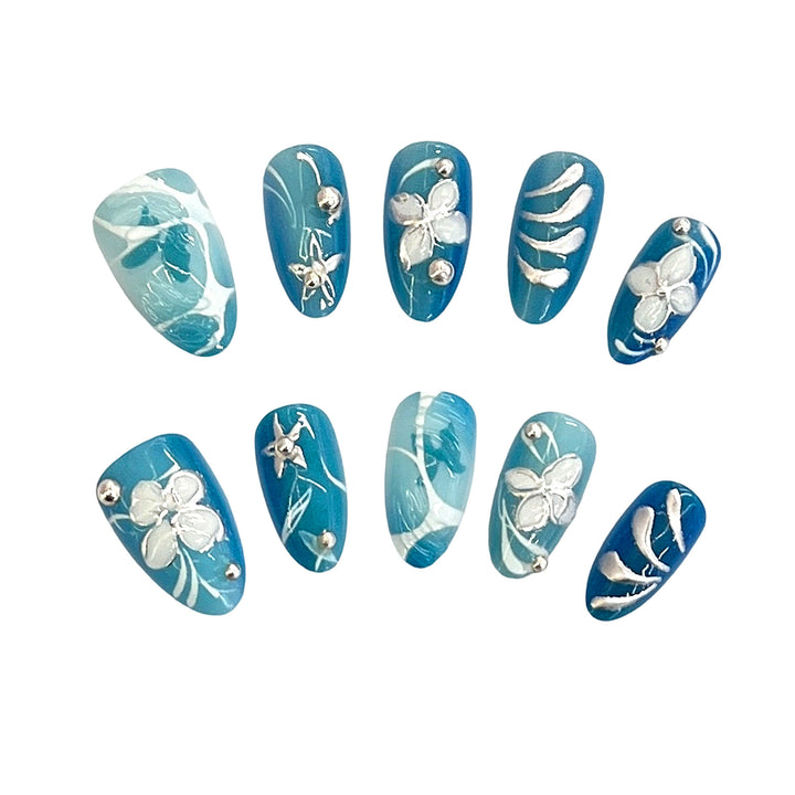 Künstlerisches floral gemustertes Press-On-Nagelset Karnz