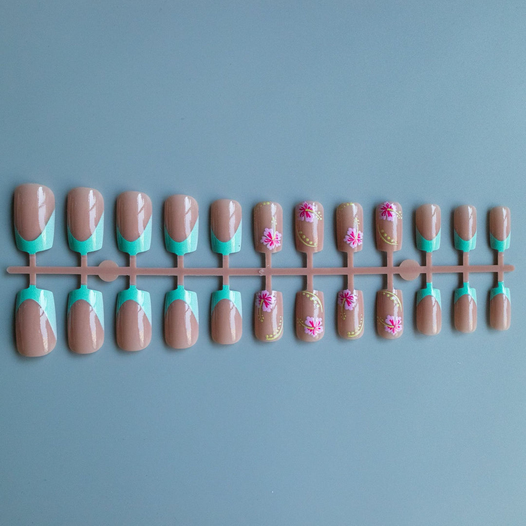 Floral Accent Acryl-Nagelkunst Set