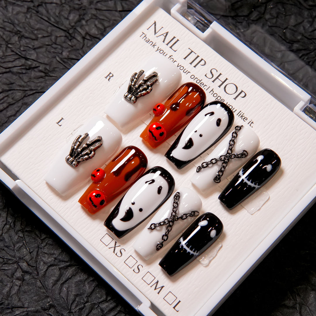 Künstlerische Nagelkunst
