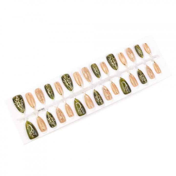 Künstlerisches Press-On Nageldesign Set