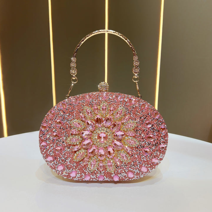 Dekorative verzierte Abendhandtasche