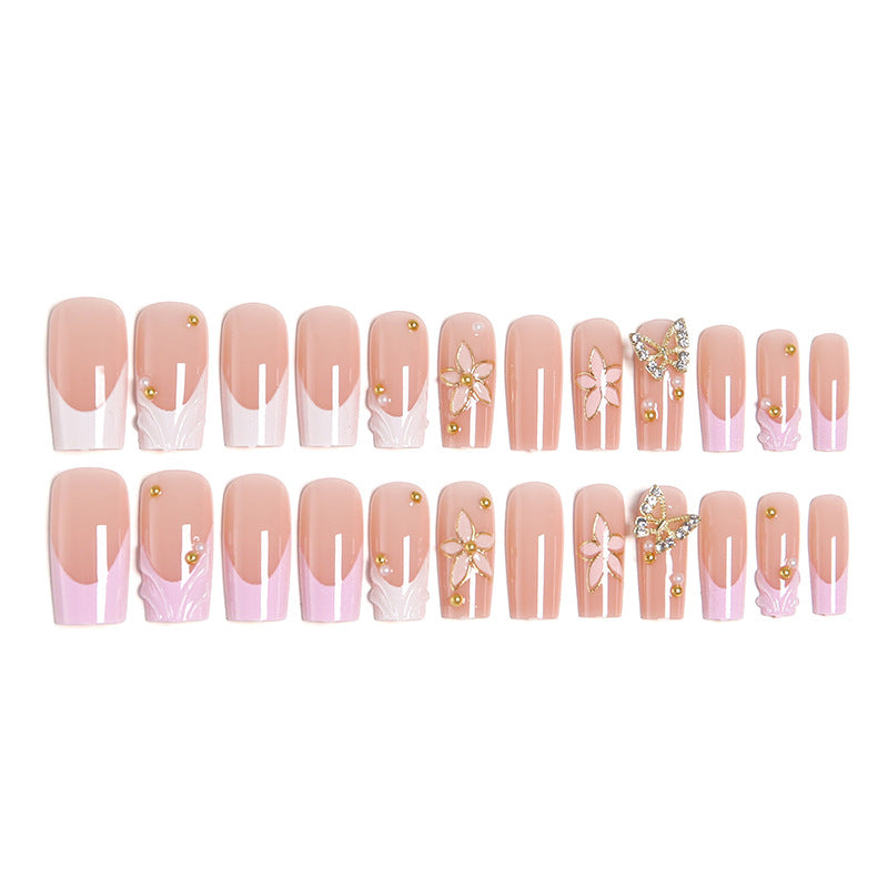 Künstliche Nail Tips mit floralen Akzenten Karnz