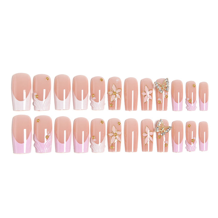 Künstliche Nail Tips mit floralen Akzenten Karnz