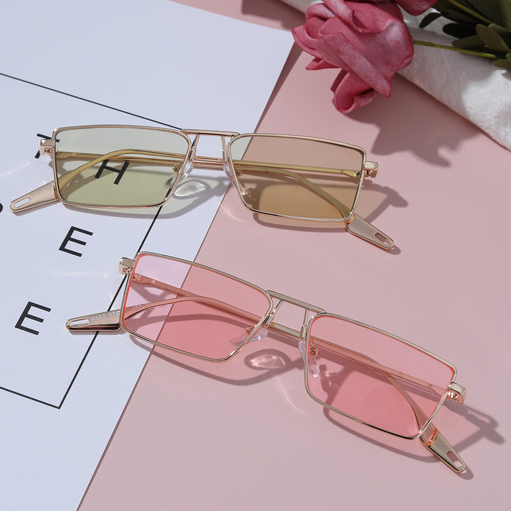 Damen elegante quadratische Sonnenbrille mit schmalem Metallrahmen und UV-Schutz Karnz
