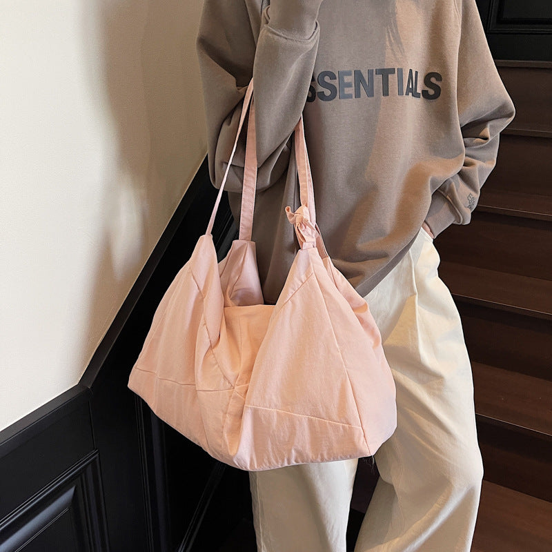 Texturiertes Stoff Schulter Hobo Bag Karnz