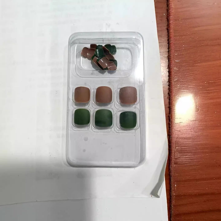 Dekorative Press-On Nagelset Karnz