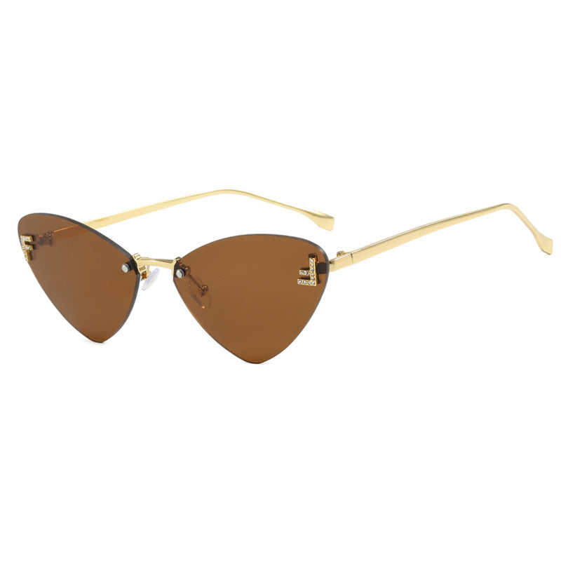 Damen extravagante Cat-Eye Sonnenbrille mit funkelnden Details Karnz