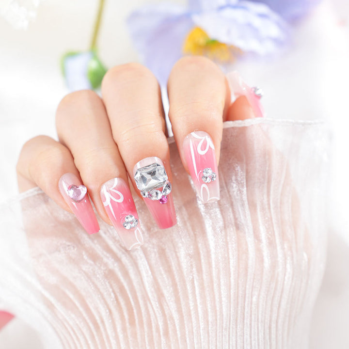 Dekorative Nagelkunst Karnz