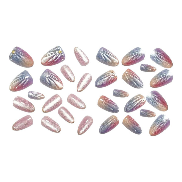 Kunstnägel Im Eleganten Ombre-Design mit Glitzerverzierungen Karnz