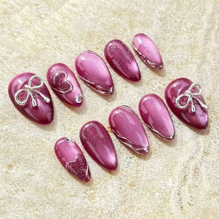 Herz und Schleife Dekorative Press-On Nagelkunst Set