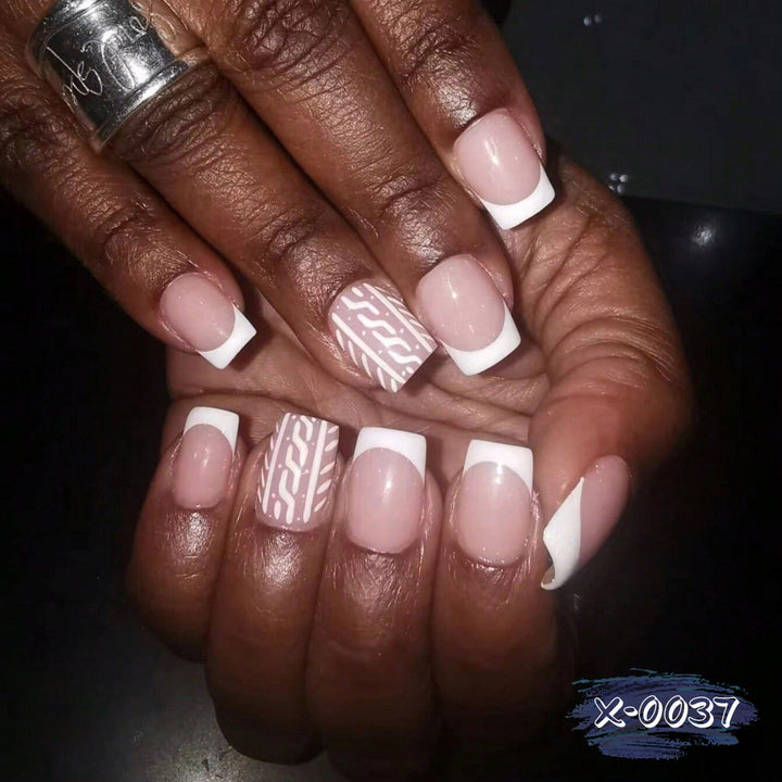 Elegantes French Tip Nageldesign-Kit