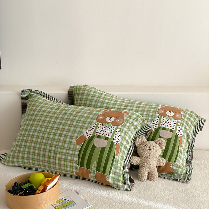 Kinder-Kissenbezüge mit niedlicher Bär-Applikation und kariertem Musselin-Look